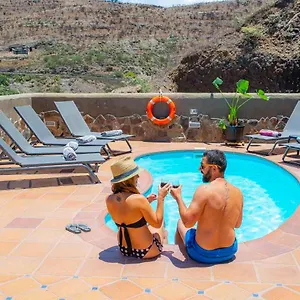 casa-cueva-el-caidero.in-canary-islands.com/